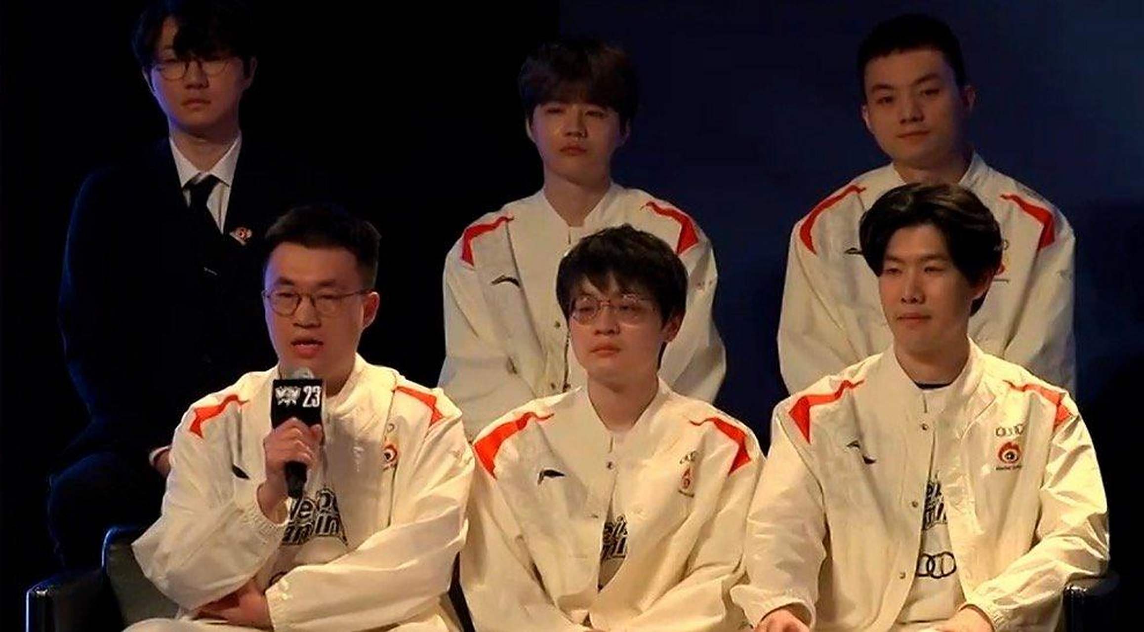 WBG翻盘T1,Crisp操刀奇招英雄翻盘淘汰赛3:0(广州) WBG翻盘T1,Crisp操刀奇招英雄翻盘淘汰赛3:0(广州)