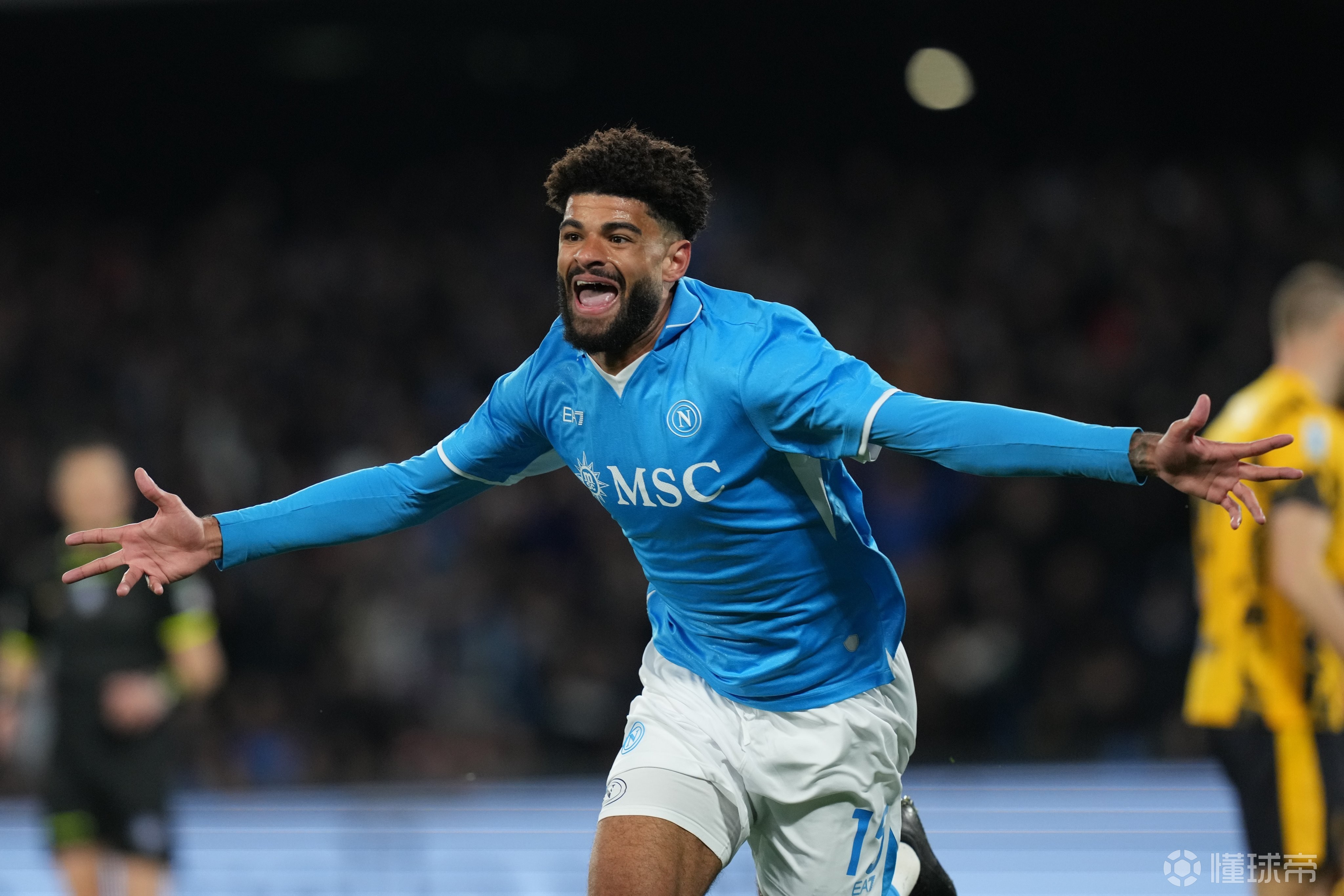 体育在线-那不勒斯力克曼联,哈兰德补时绝平法甲